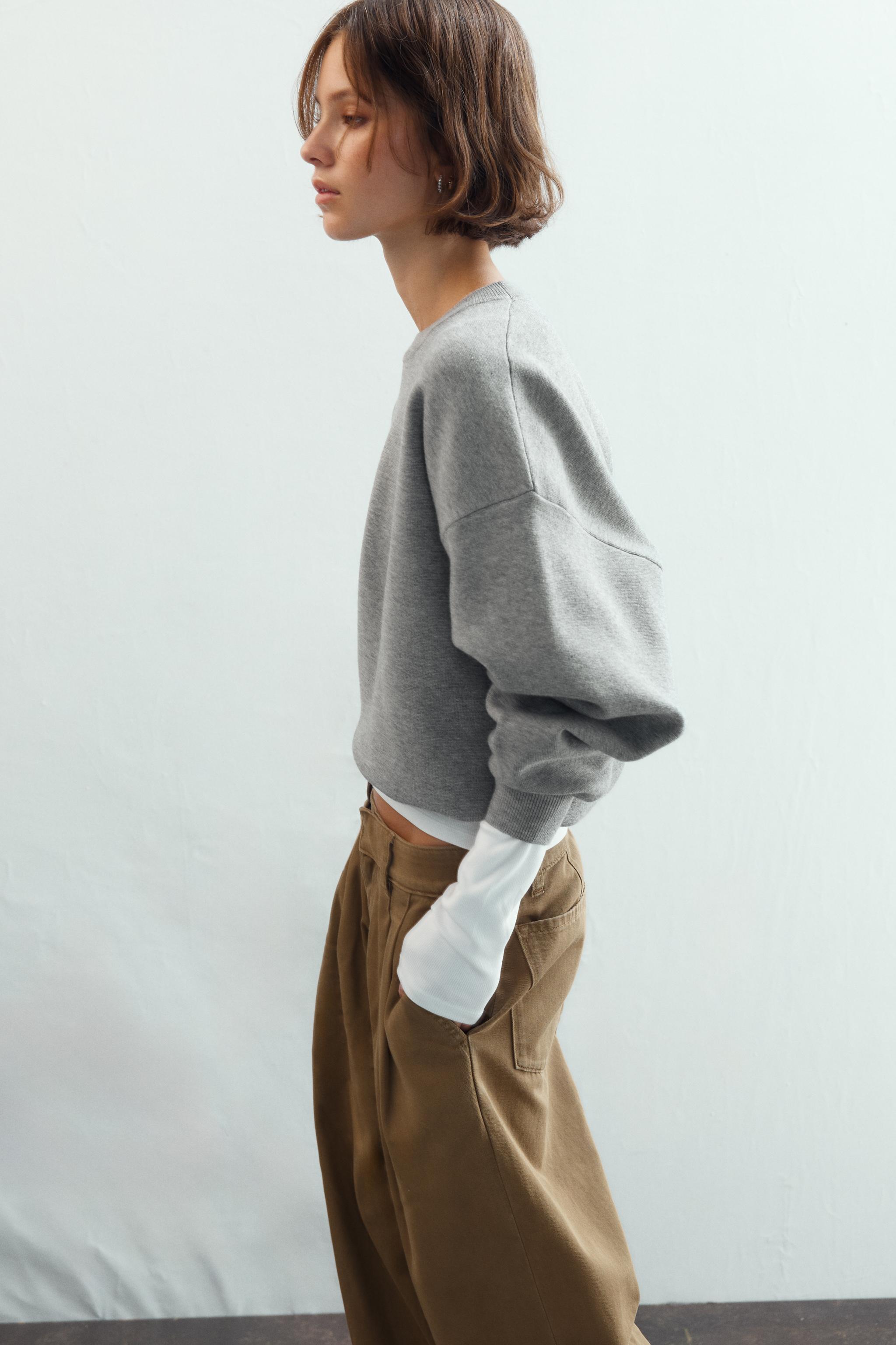 PLAIN KNIT SWEATSHIRT